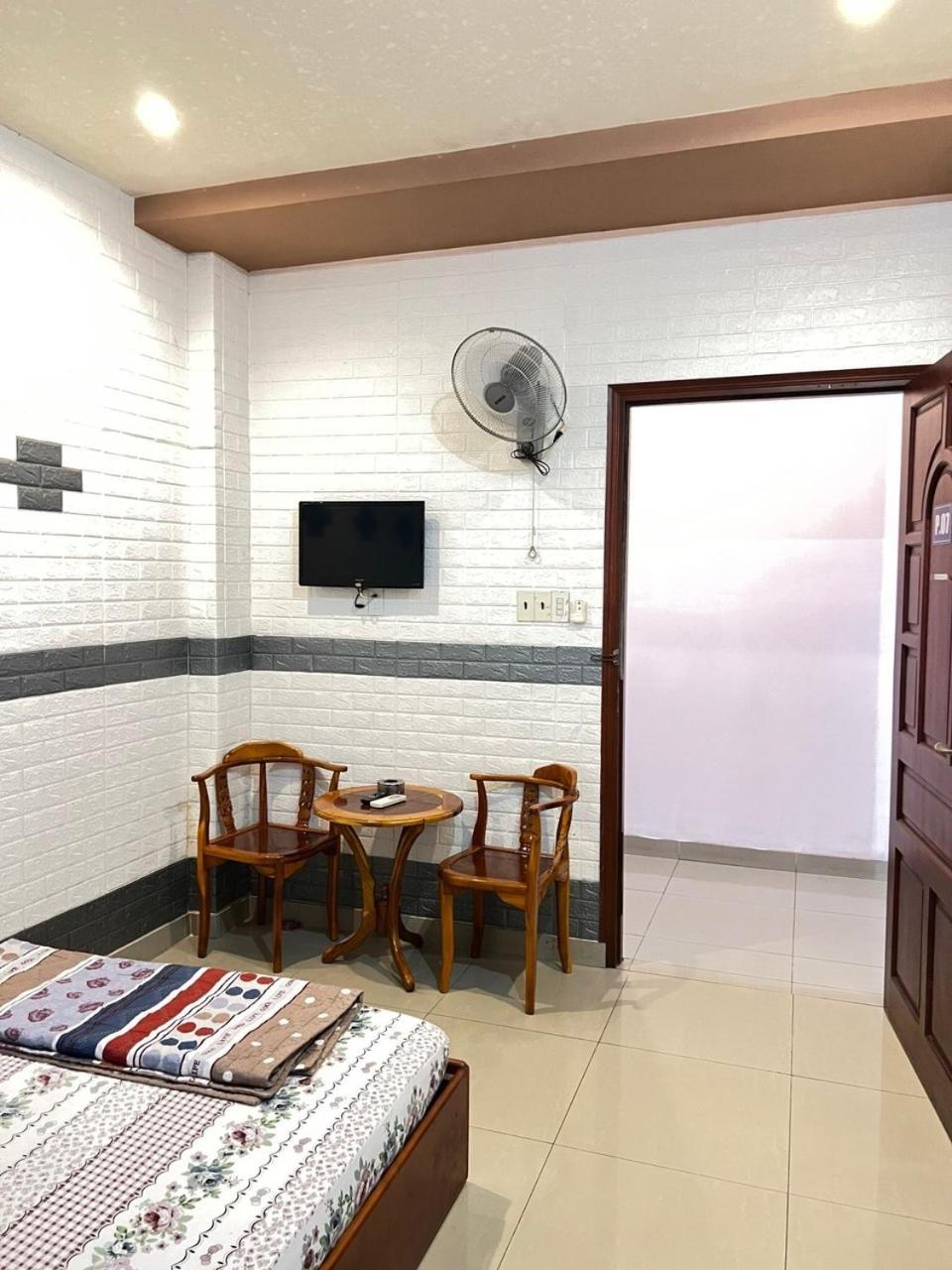 Khach San Khanh Du - Khanh Du Hotel Bien Hoa Exterior photo